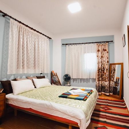 Bb Traditional Apartment Gjirokastra Zewnętrze zdjęcie
